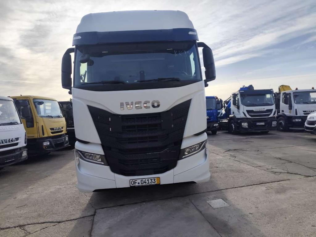 Iveco S-WAY 510 AS Foto 23