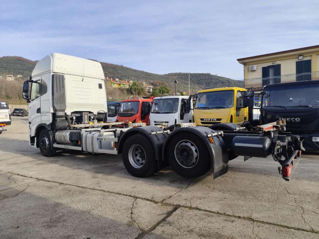 Iveco S-WAY 510 AS Foto 7