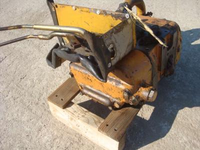 Distribuidor hidraulico para Fiat Allis FL10C vendida por OLM 90 Srl