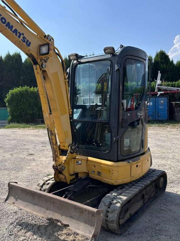Komatsu PC27 MR2 Foto 2