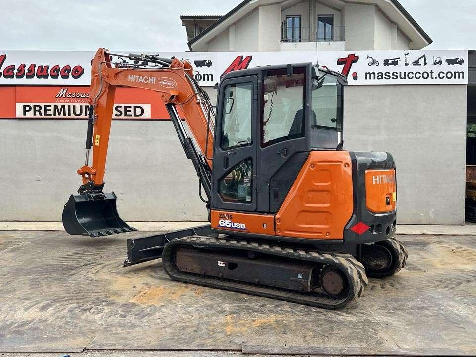 Hitachi ZX65USB-5 CLR Foto 3