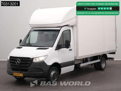 Mercedes-Benz Sprinter 514 CDI Automaat Laadklep Zijdeur Dubbellucht Bakwagen Airco Cruise Camera MBUX CarPlay D' vendida por BAS World B.V.