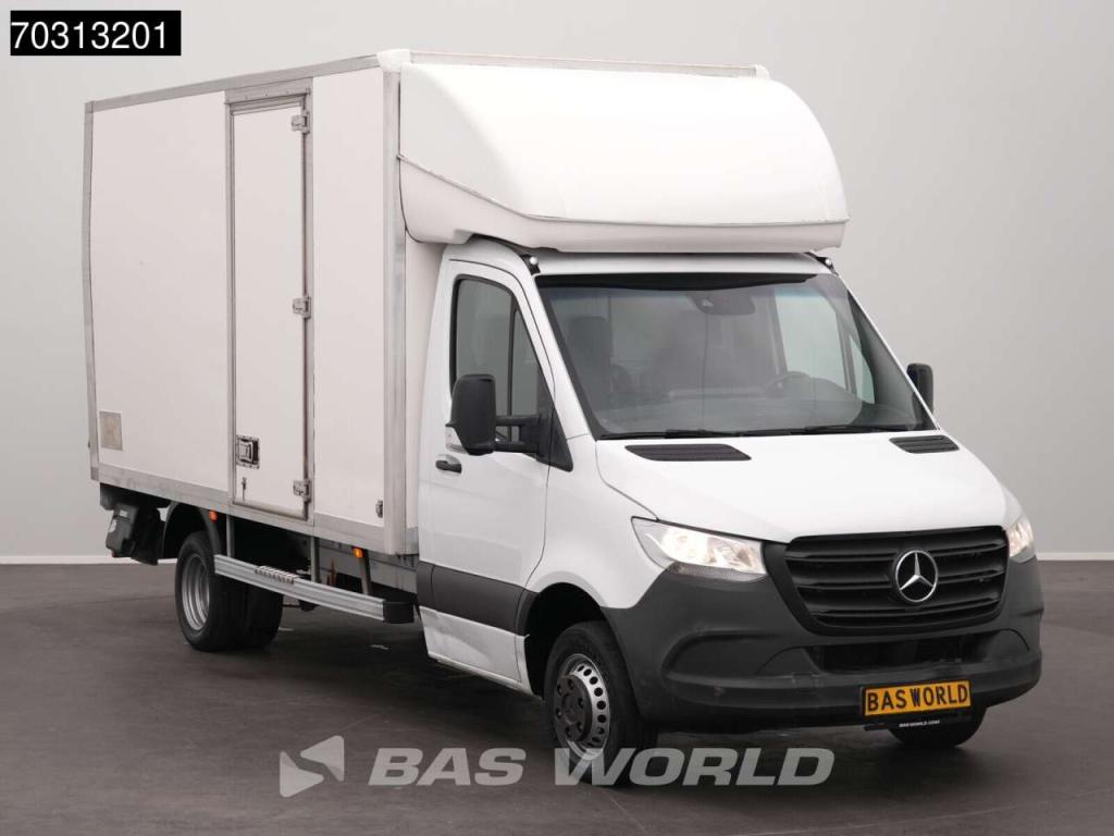Mercedes-Benz Sprinter 514 CDI Automaat Laadklep Zijdeur Dubbellucht Bakwagen Airco Cruise Camera MBUX CarPlay D' Foto 7