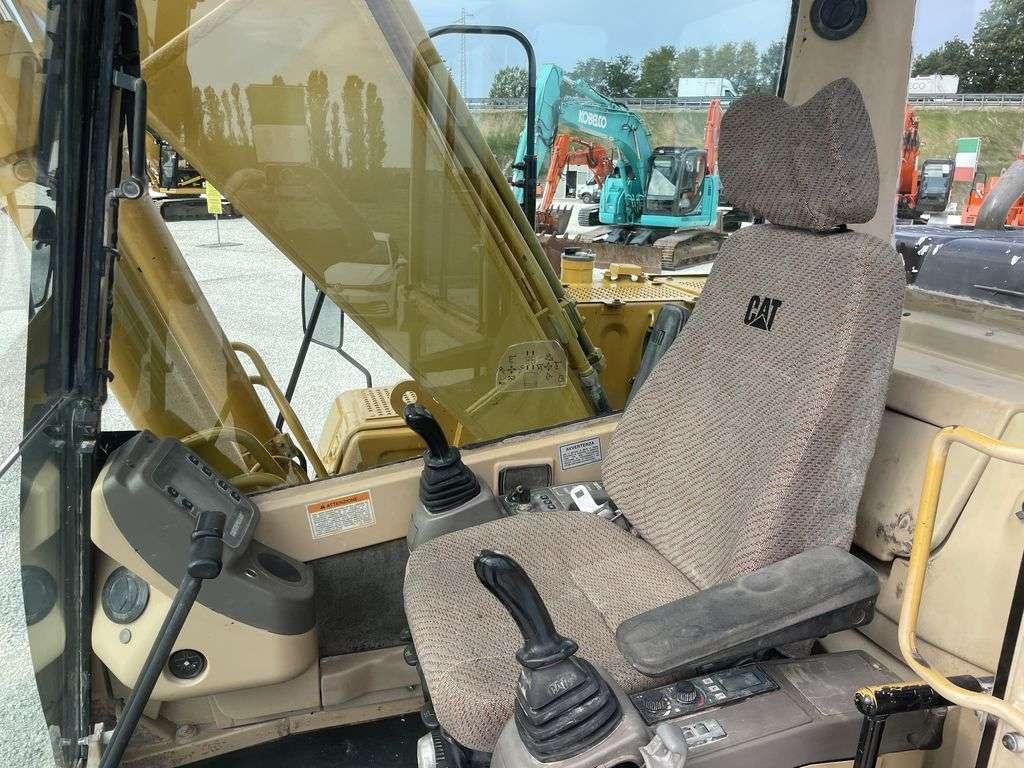 Caterpillar 320BS Foto 3