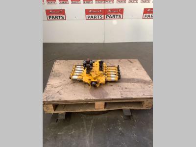 Distribuidor hidraulico para Kalmar 12-600 vendida por Massucco T. Srl Area Ricambi
