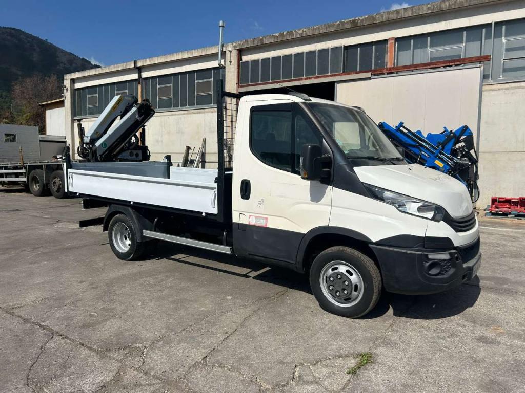 Iveco DAILY 35-120 Foto 15