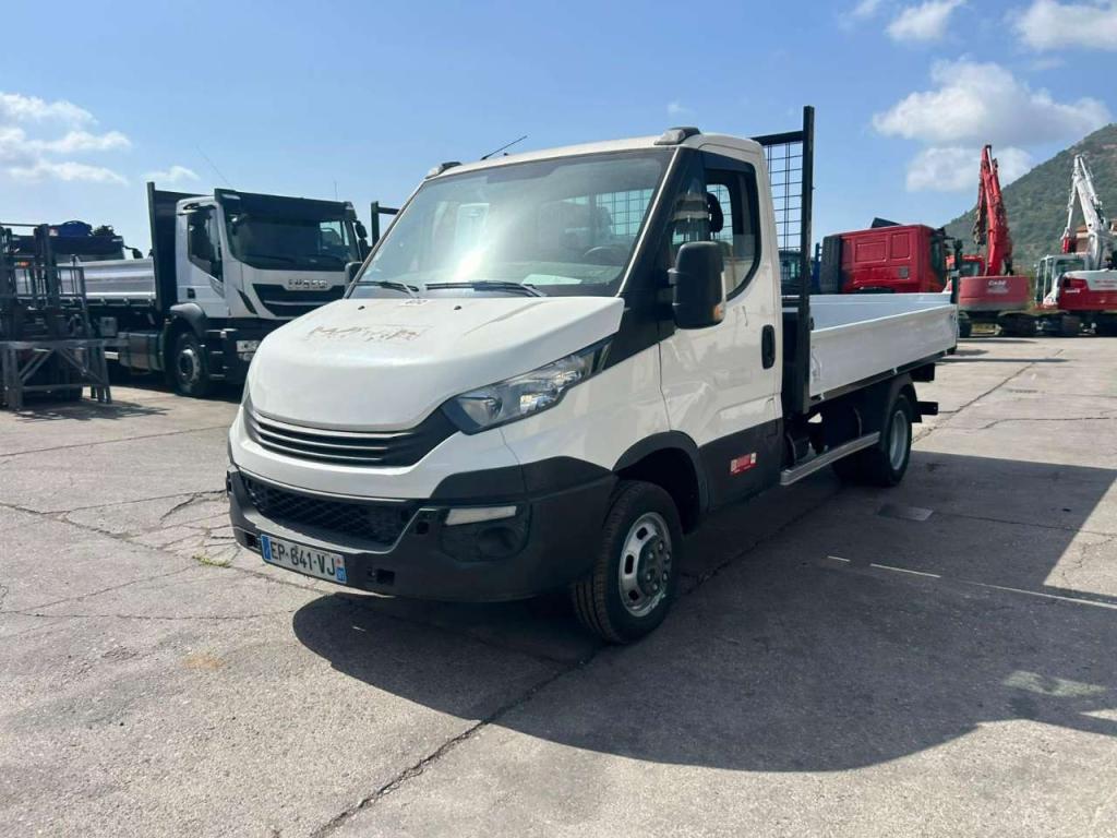 Iveco DAILY 35-120 Foto 16