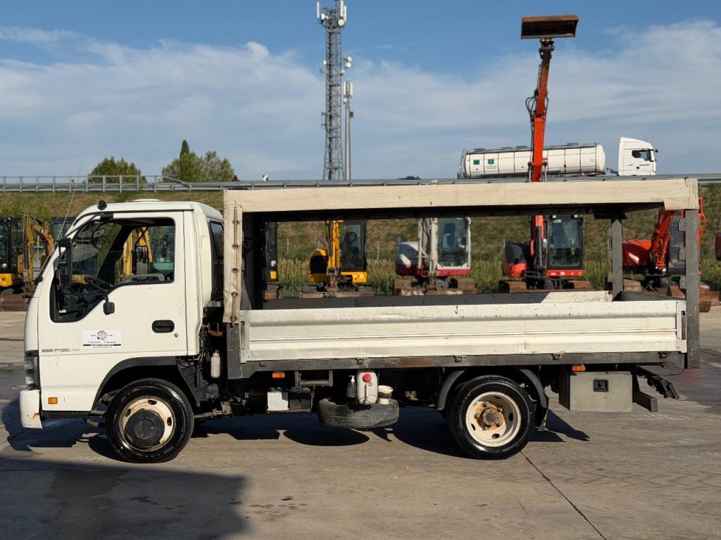 Isuzu P35.Y07 Foto 5