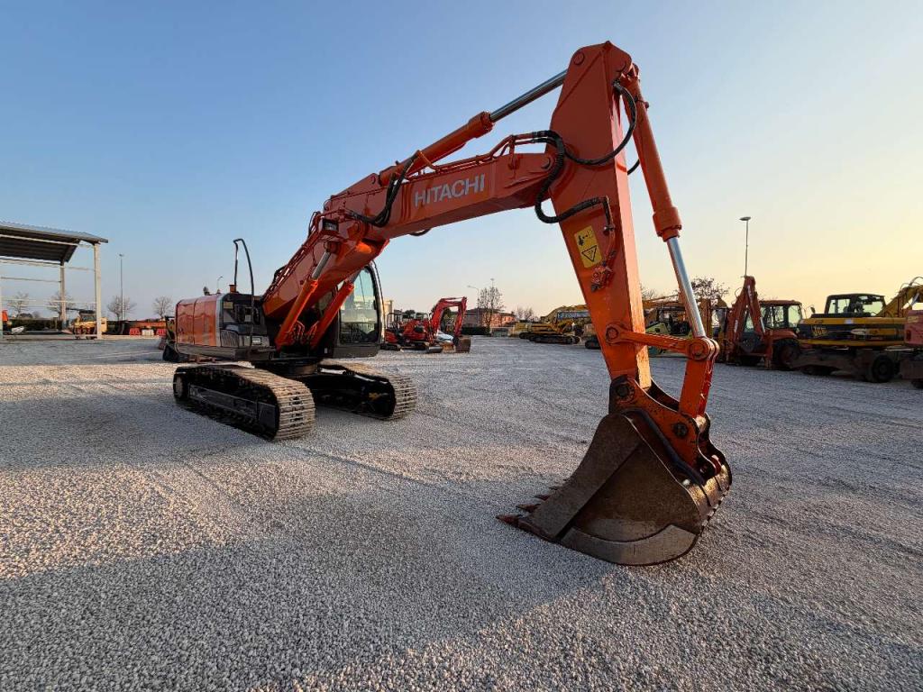 Hitachi ZX210 LCN-3 Foto 5