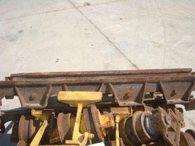 Pedalera para Caterpillar 951C vendida por OLM 90 Srl