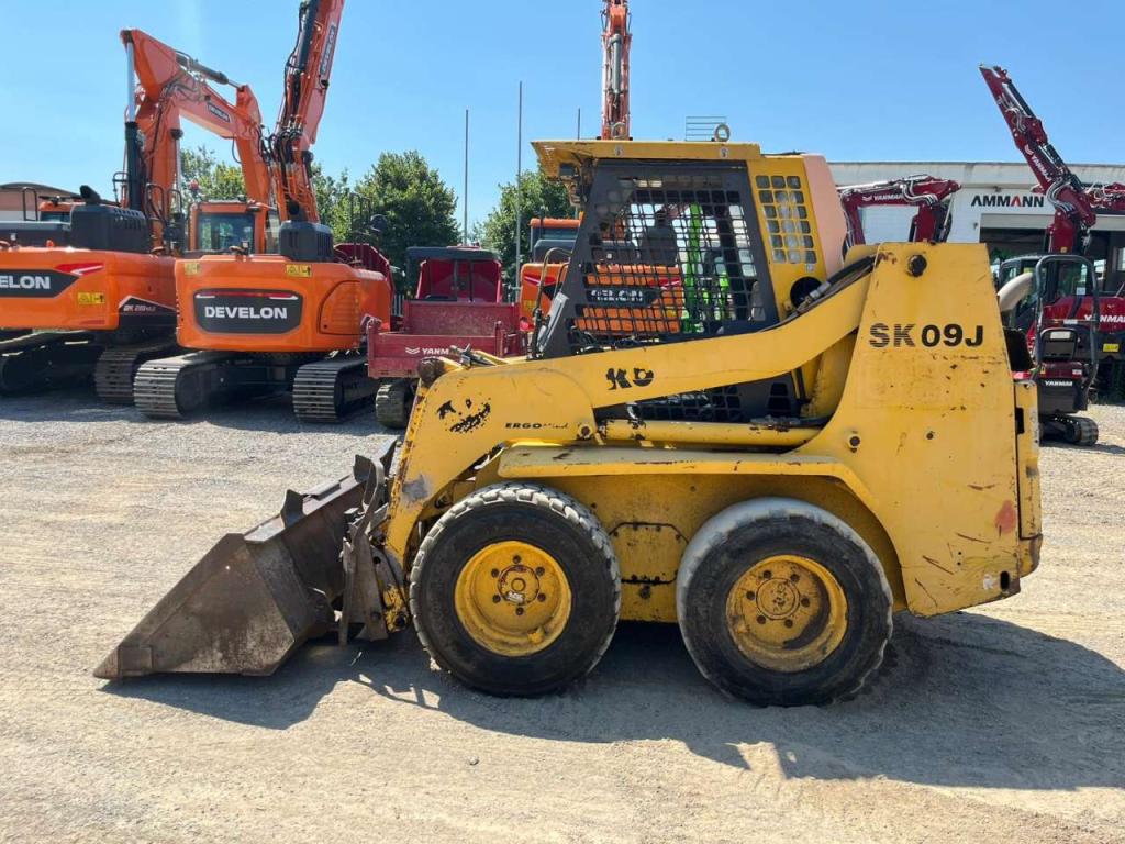 Komatsu SK 09 J Foto 5