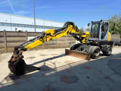 Wacker Neuson EW100 vendida por Iveco Orecchia Spa