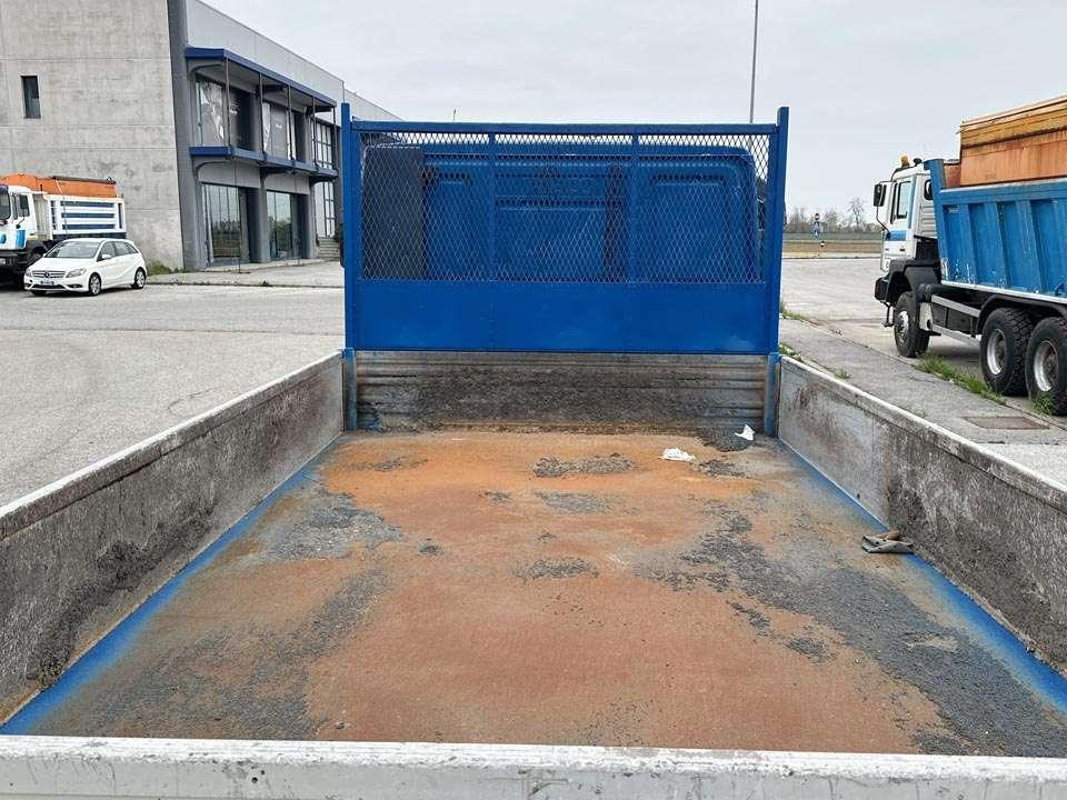 Iveco Eurocargo Tector Foto 8