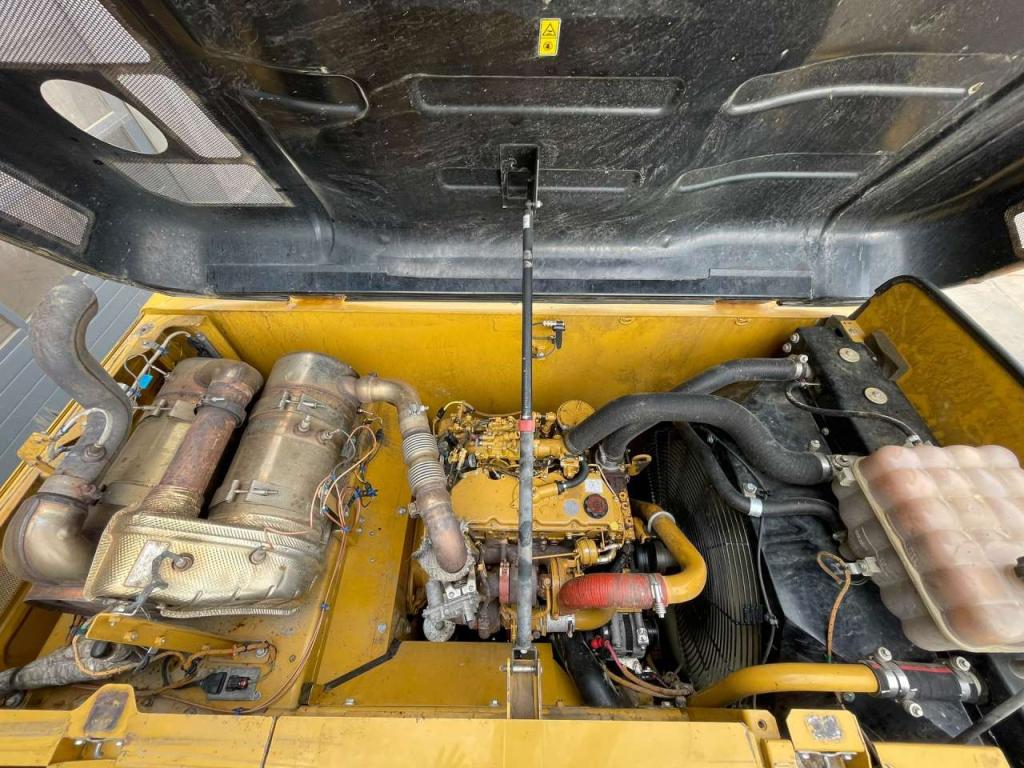 Caterpillar 320FL Foto 28