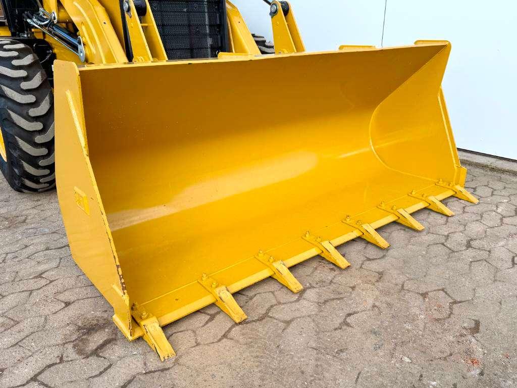 Caterpillar 424 4WD - Hammer Lines / Airco Foto 12
