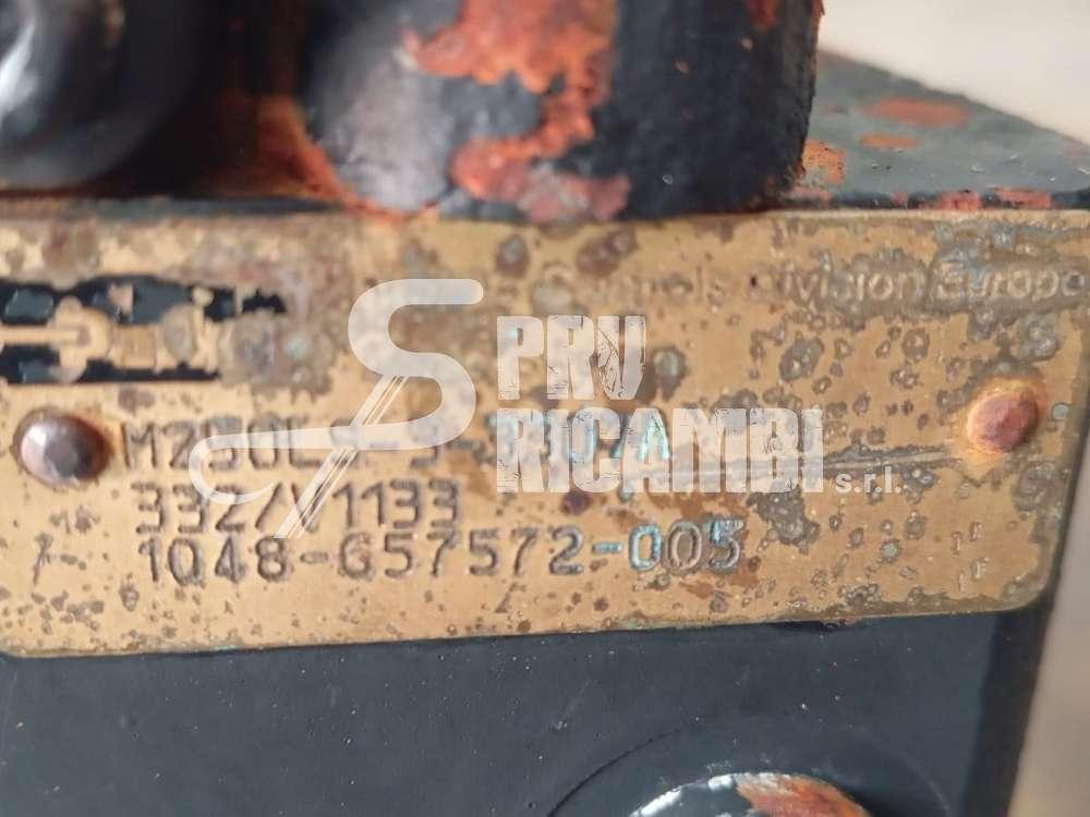 Distribuidor hidraulico para JCB 436 ZN Foto 4