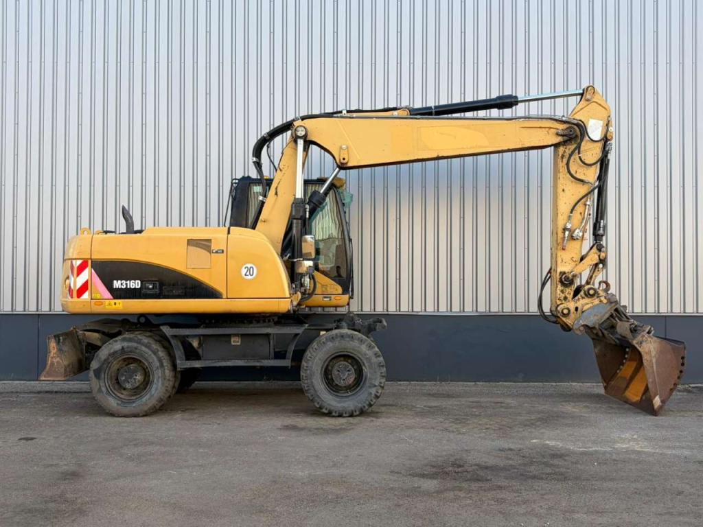 Caterpillar M316D Foto 6