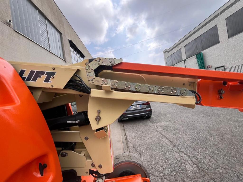 JLG E300AJP Foto 4
