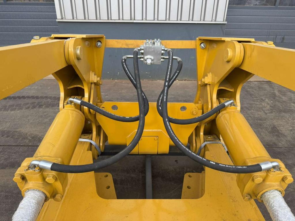 Caterpillar D7R D7H 2 Cylinders Ripper (casting shanks) Foto 9