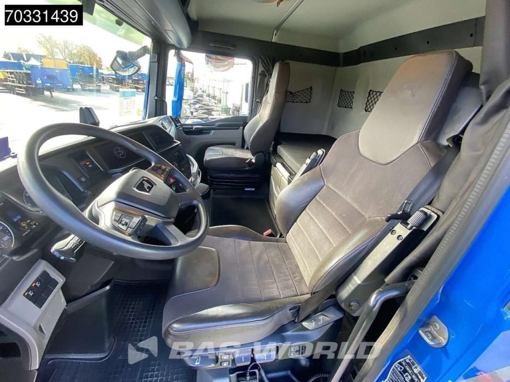 Man TGX 33.640 6X4 Foto 26