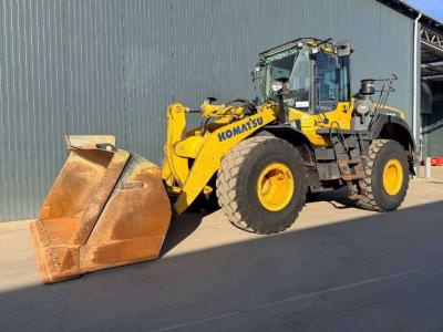 Komatsu WA380-8 vendida por Smitma B.V.