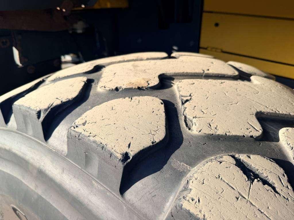 Komatsu WA380-8 Foto 25