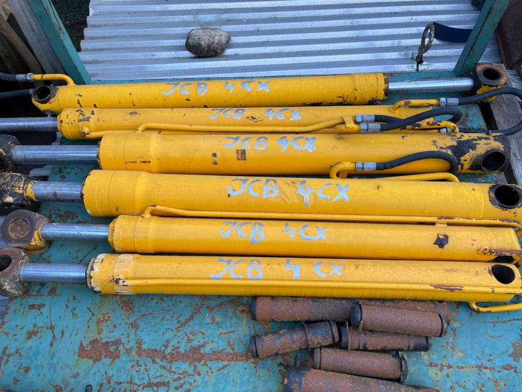 Pistón para JCB 4CX Foto 1