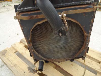 Radiador de agua para Fiat Allis FL4M e FL4L vendida por OLM 90 Srl