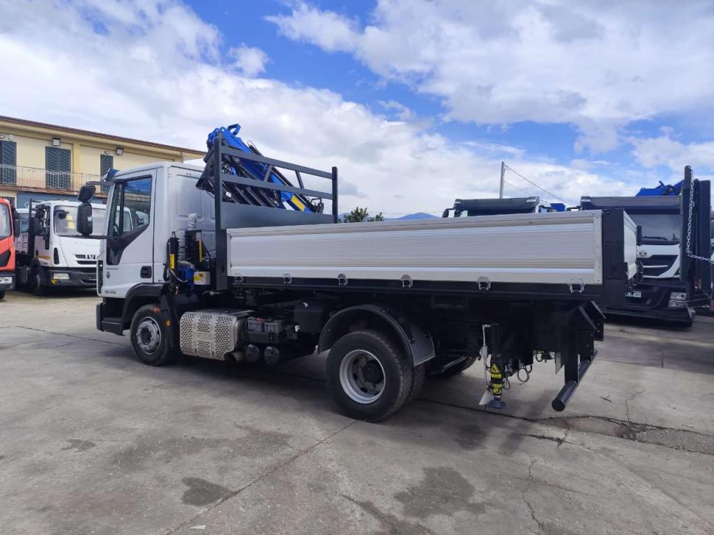 Iveco EUROCARGO 120-210L Foto 20