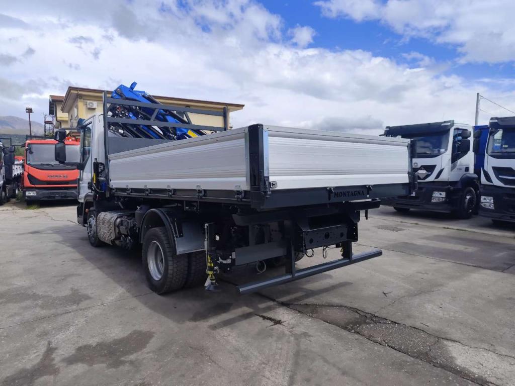 Iveco EUROCARGO 120-210L Foto 23