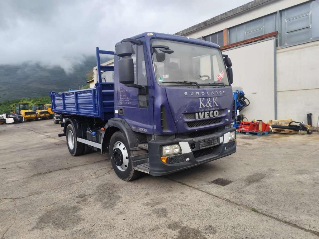 Iveco EUROCARGO 120E25K Foto 11
