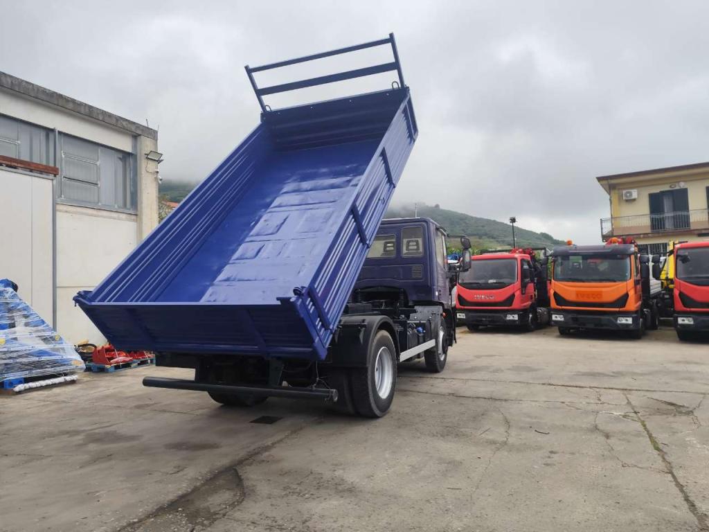 Iveco EUROCARGO 120E25K Foto 23
