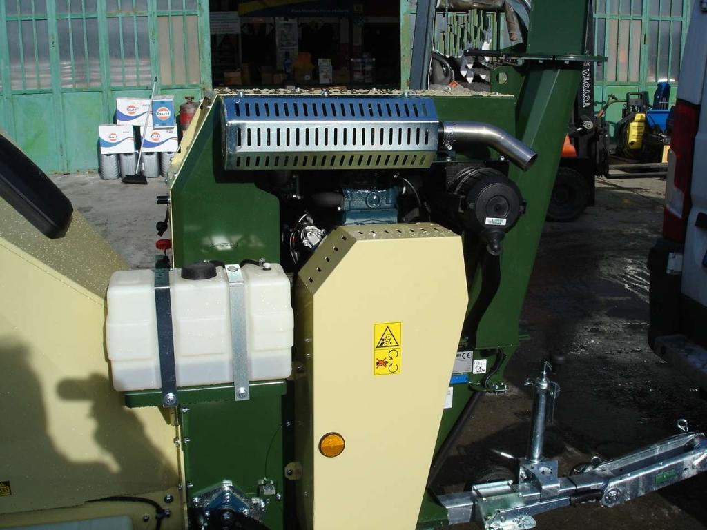 Negri R 280 CARRELLATO STRADALE - MOTORE KUBOTA Foto 18