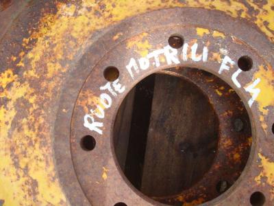 Rueda motriz para Fiat Allis FL4L vendida por OLM 90 Srl