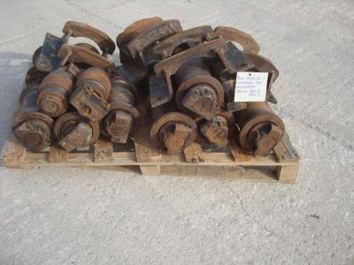 Rodillos superiores e inferiores para Hitachi ZX210-3 E ZX 240-3 vendida por OLM 90 Srl