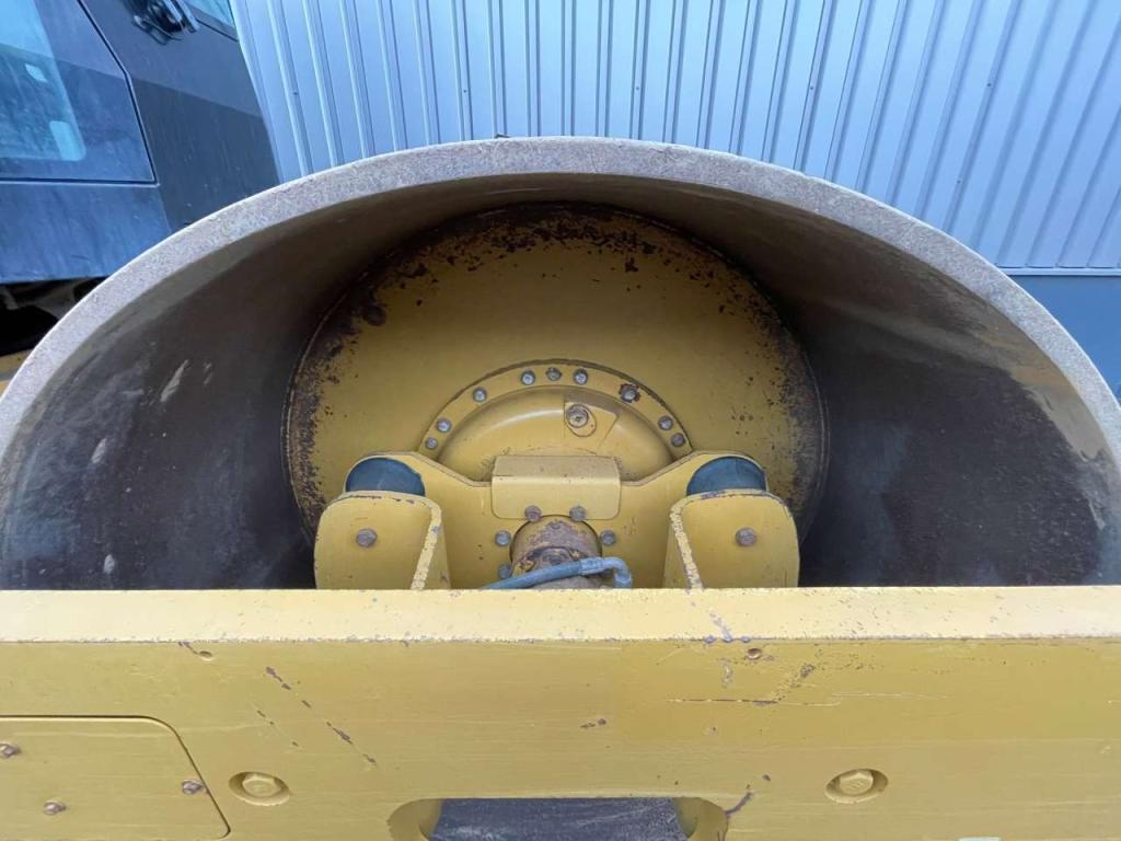 Caterpillar CS66B Foto 13