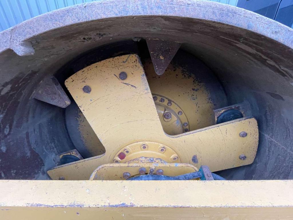 Caterpillar CS66B Foto 14