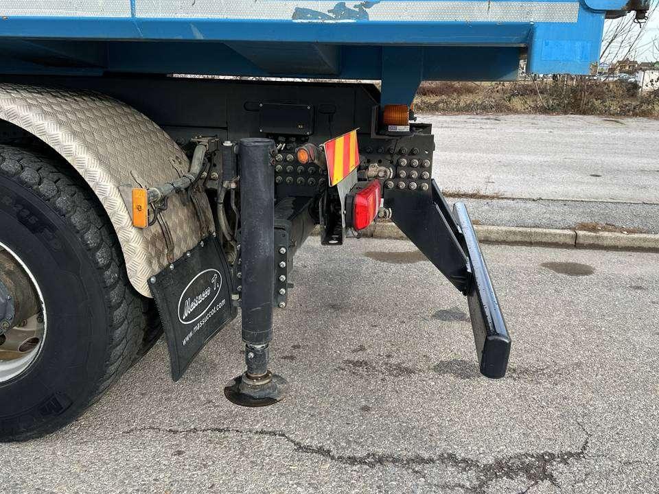 Mercedes-Benz 4145  8x4 Foto 10