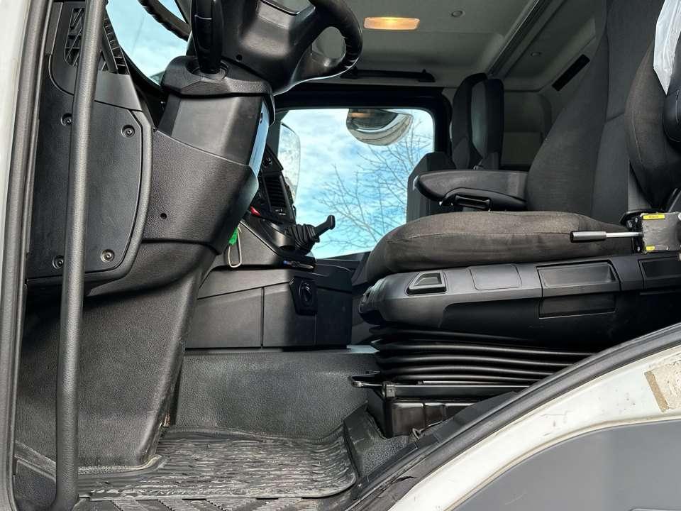 Mercedes-Benz 4145  8x4 Foto 13