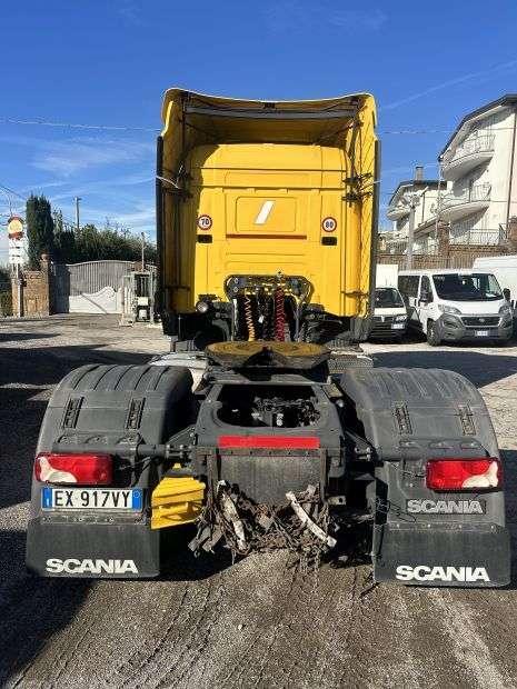 Scania 490 Foto 5