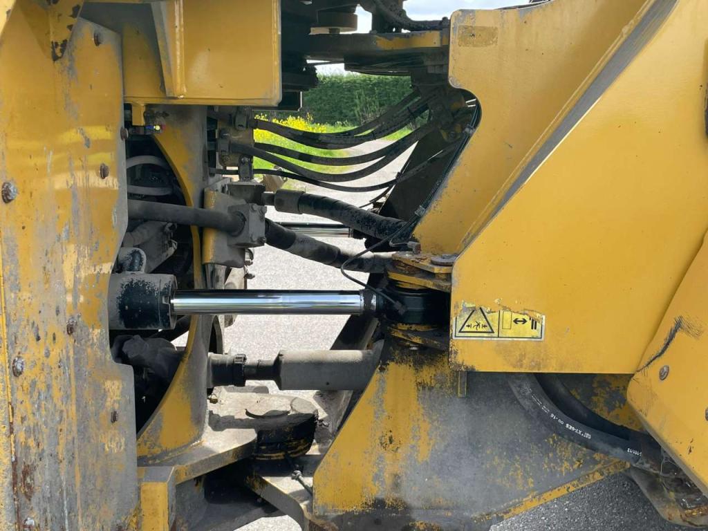 Caterpillar 966M Foto 24