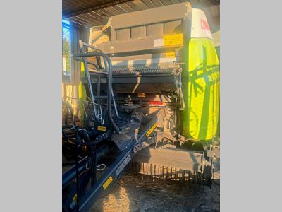 Claas VARIANT380-RF vendida por Omeco Spa