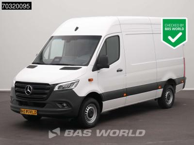 Mercedes-Benz Sprinter 317 CDI Automaat 2025 Model L2H2 Navi LED Airco Cruise Camera Parkeersensoren 10inch MBUX vendida por BAS World B.V.