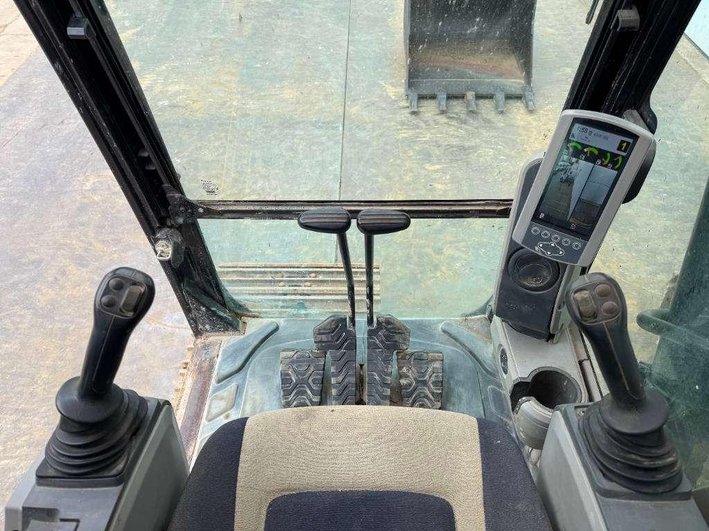Caterpillar 320FL - New Bucket / Hammer Lines / Camera Foto 9