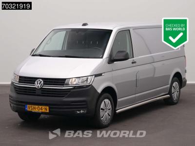 Volkswagen Transporter 110pk L2H1 Trekhaak Navi Airco Cruise Parkeersensoren Euro6 L2 A/C Towbar Cruise contro vendida por BAS World B.V.