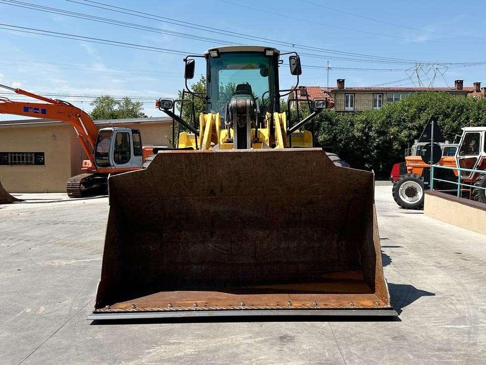 New Holland W271 Foto 20