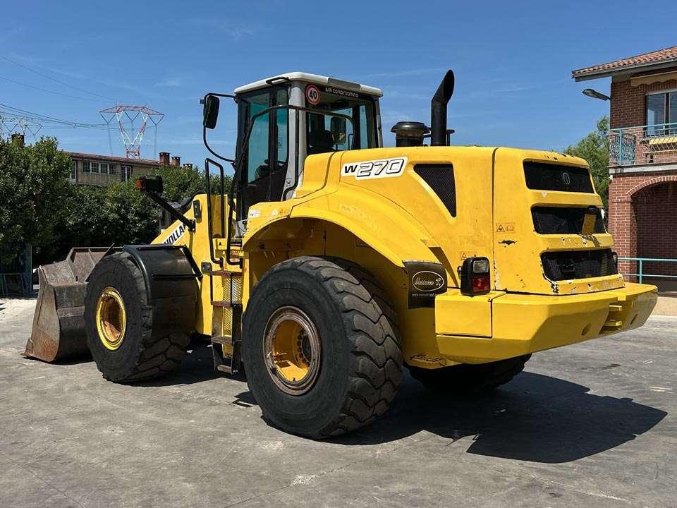 New Holland W271 Foto 3