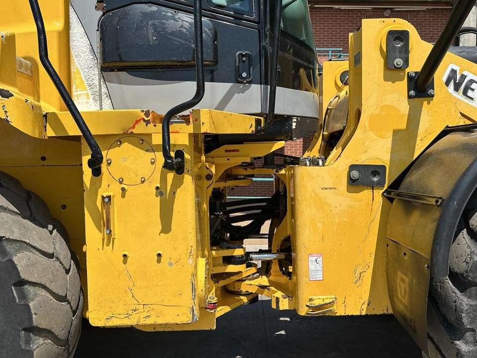 New Holland W271 Foto 6