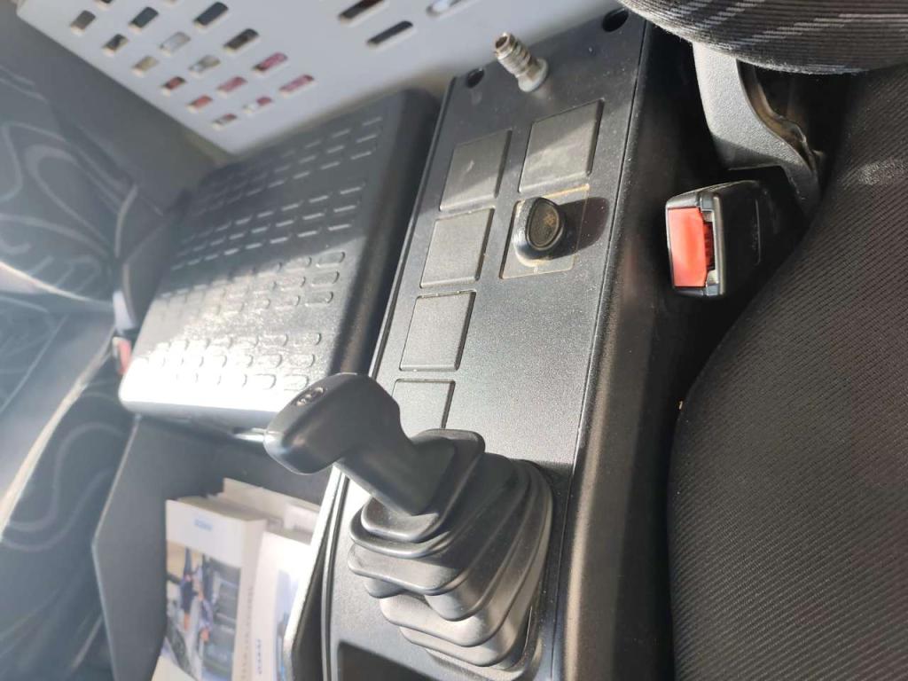 Iveco EUROCARGO 150-280 Foto 8