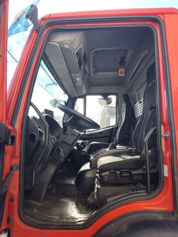 Iveco EUROCARGO 150-280 Foto 9